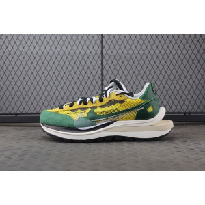 [NEWTOP공장]나이키 x 사카이 베이퍼와플 투어 옐로우 & 골지 그린 세일