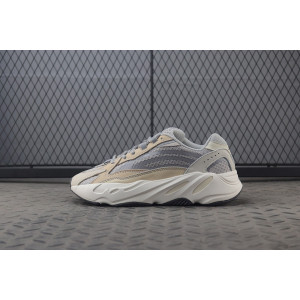 [PK공장]아디다스 이지부스트700 크림