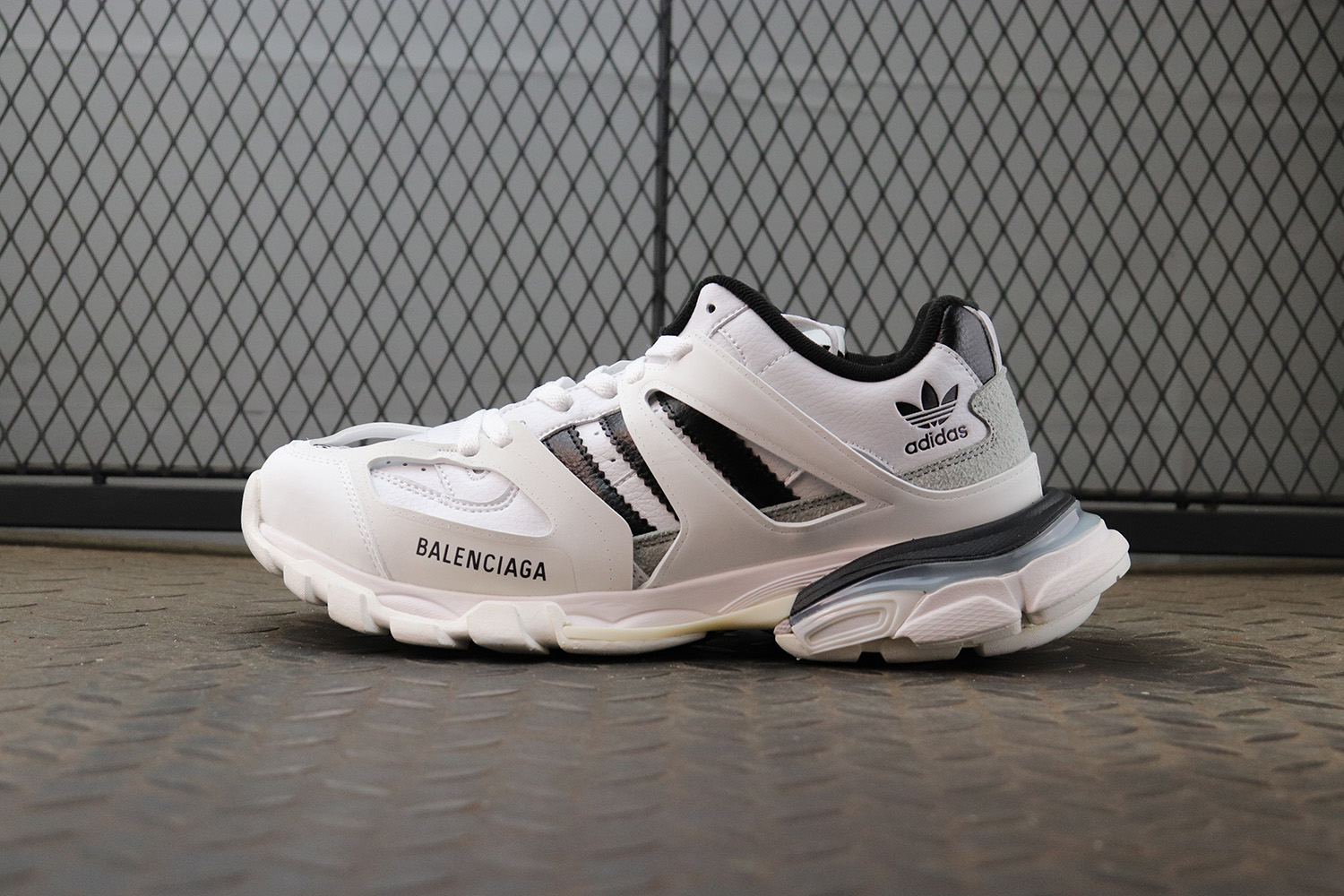 [OK공장]발렌시아가 x 아디다스 트랙 화이트 스니커즈