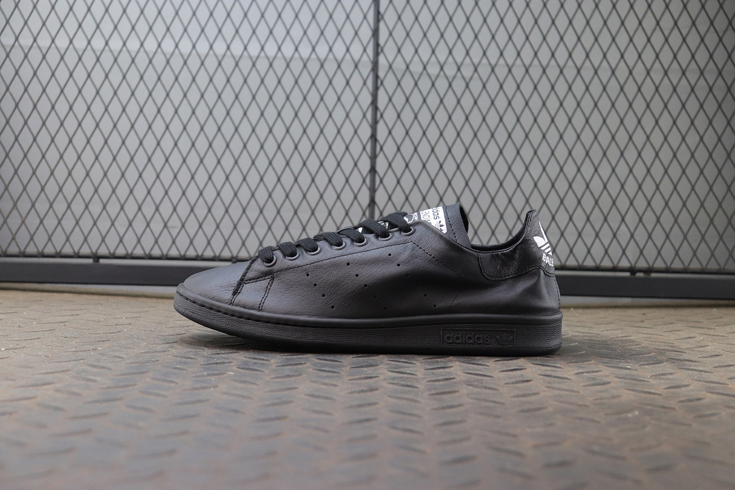[OK공장]발렌시아가 x 아디다스 스탠 스미스 블랙